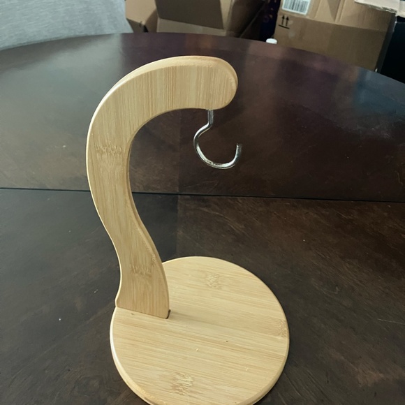 Bamboo Banana Holder/Stand with Metal Hook - Picture 5 of 5